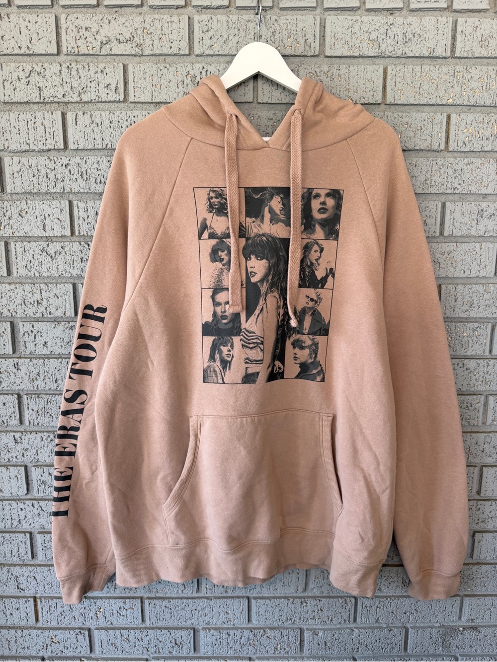 Taylor Swift The Eras Tour Hoodie Size Medium Oversized Fit Concert Merch